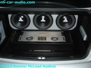 BMW-3-series-custom-motorized-amplifier-rack