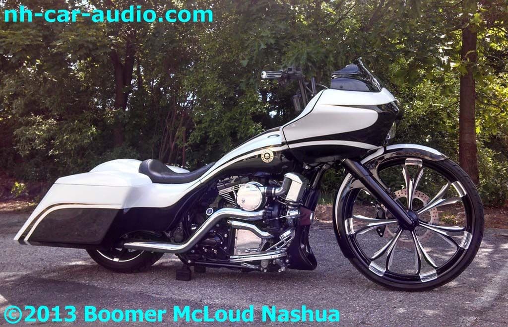 Harley Roadglide Custom - Boomer Nashua Mobile Electronics